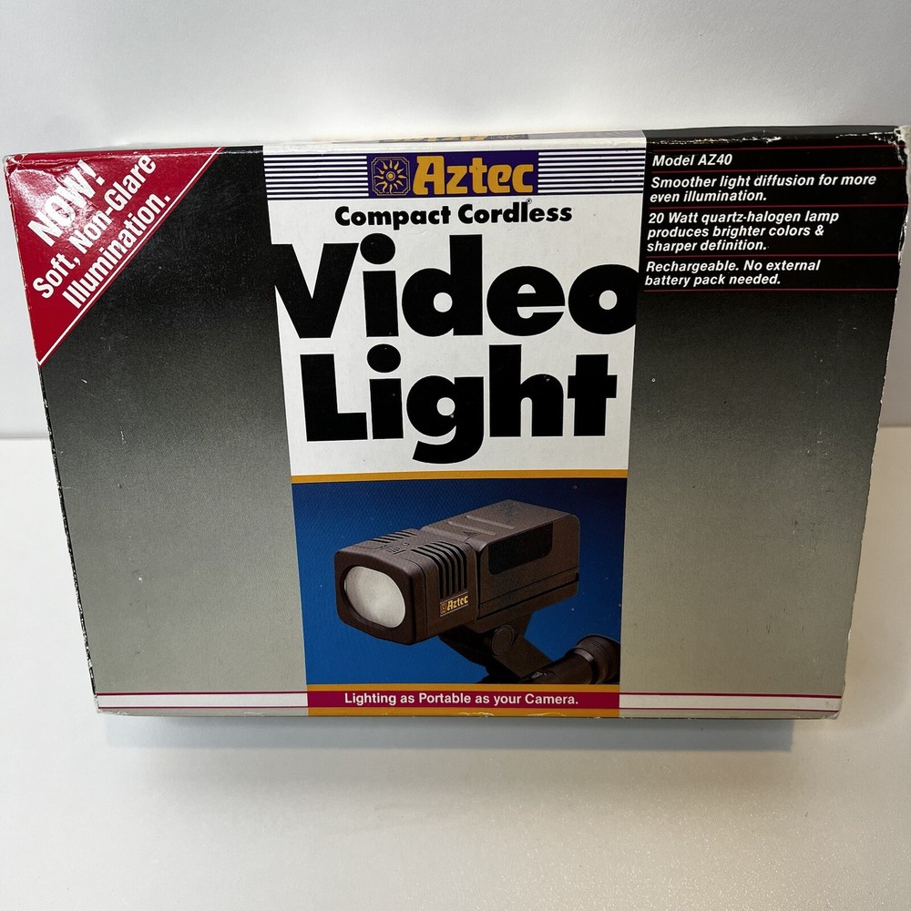 Aztec Cordless Deluxe Video Light with Built-In Battery - Vintage - untested