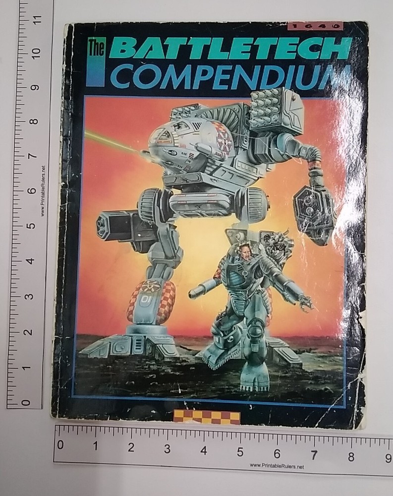 Lot: 2 Battletech Sourcebooks, Compendium & Battlespace. FASA 1990-1993, Acc.