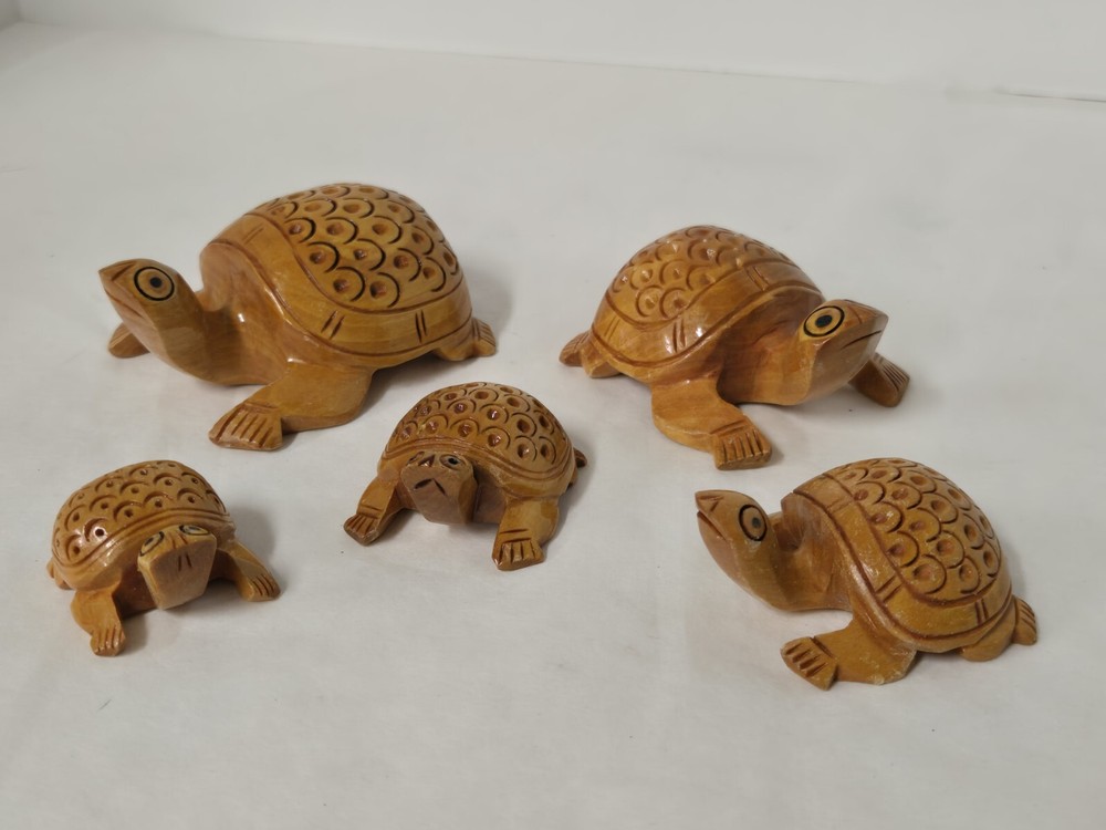 5 Hand Carved Wooden Turtle Figure 1"-3" Excellent Condition.