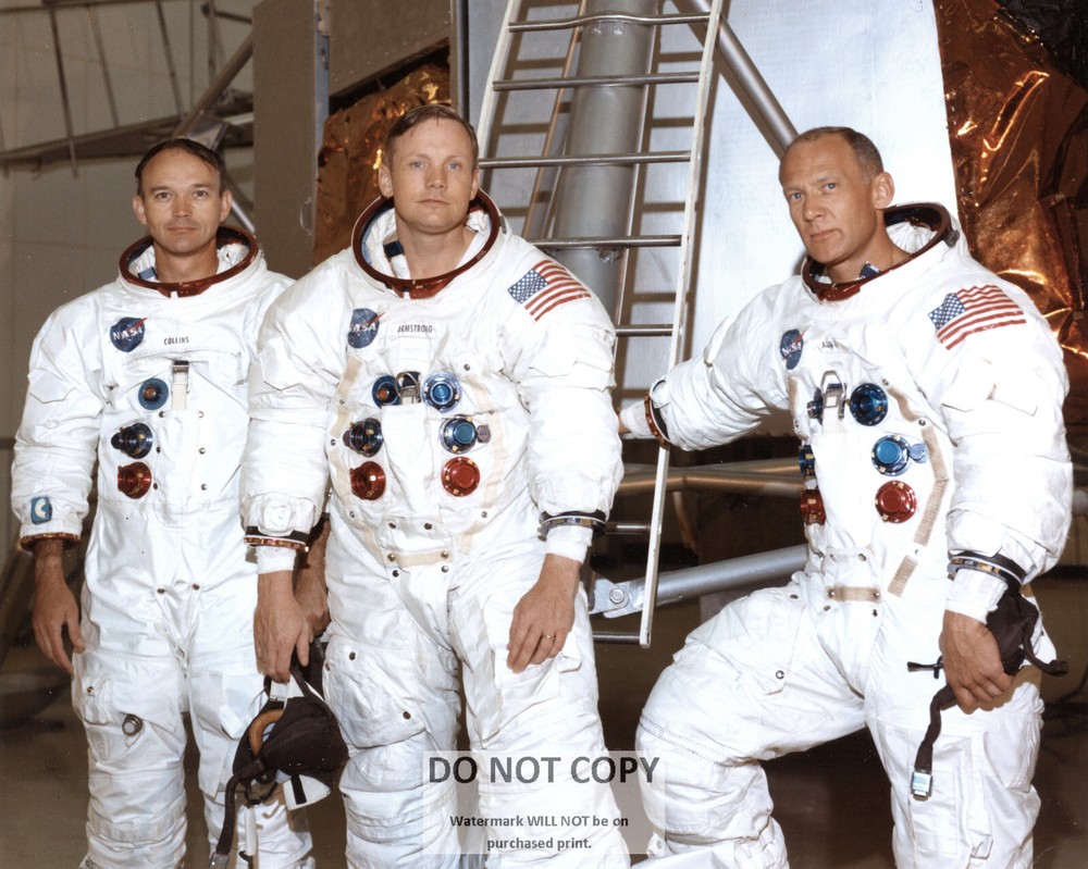 NEIL ARMSTRONG BUZZ ALDRIN MICHAEL COLLINS APOLLO 11 CREW - 8X10 PHOTO (BB-032)