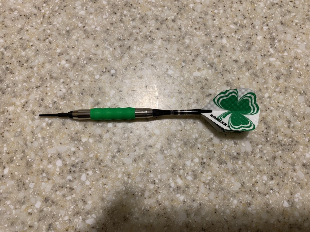 Three Leaf Clover Viper Sure Grip soft tip darts Case