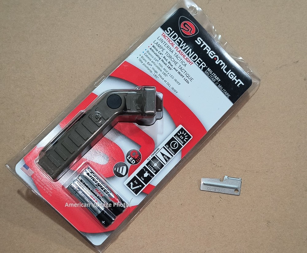 Military 14000 14032 Streamlight Sidewinder Flashlight  Tactical Coyote + P38