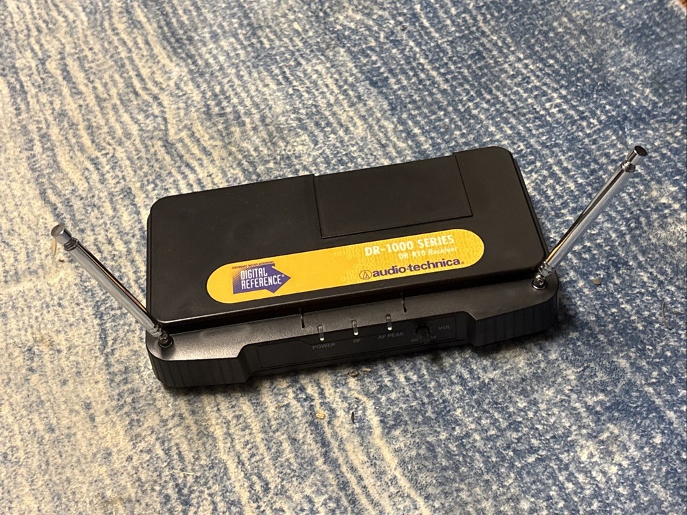 Audio-Technica Wireless Microphone Handheld System Vhf DR-1600