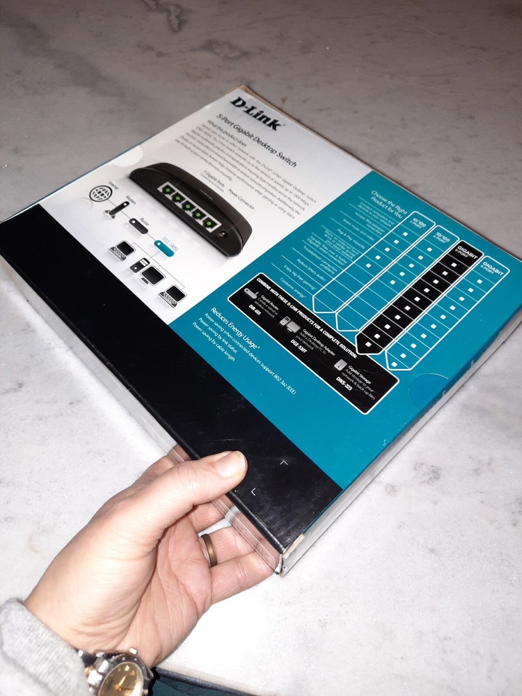 [TECH] D-Link 5-Port Gigabit Desktop Switch - Model #: DGS-1005DGS