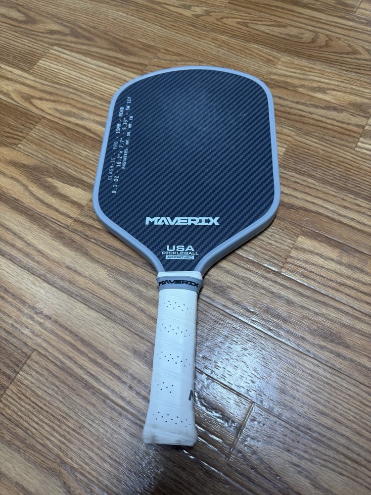 Maverix Clash 15 Pro Pickleball Paddle 15mm Racquet Nice Condition Grip
