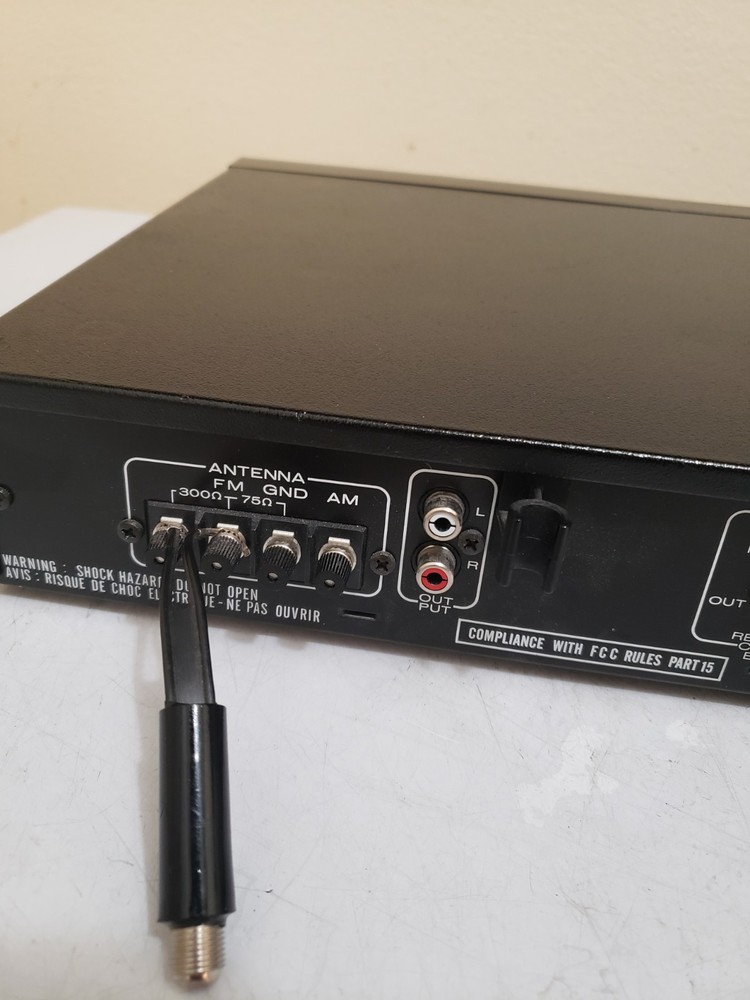 Philips Digitsl Synthesized Stereo Tuner FT565