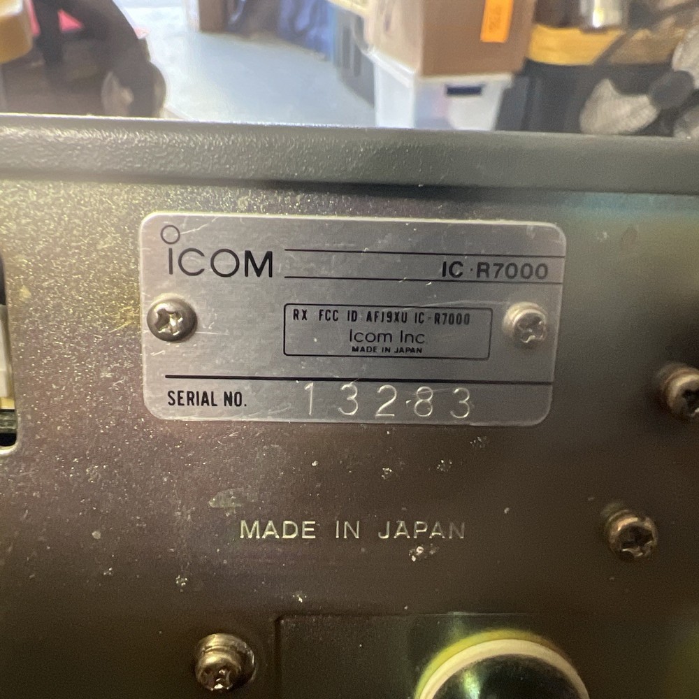 Icom IC-R7000 Communications Receiver Serial#13283 Powers On