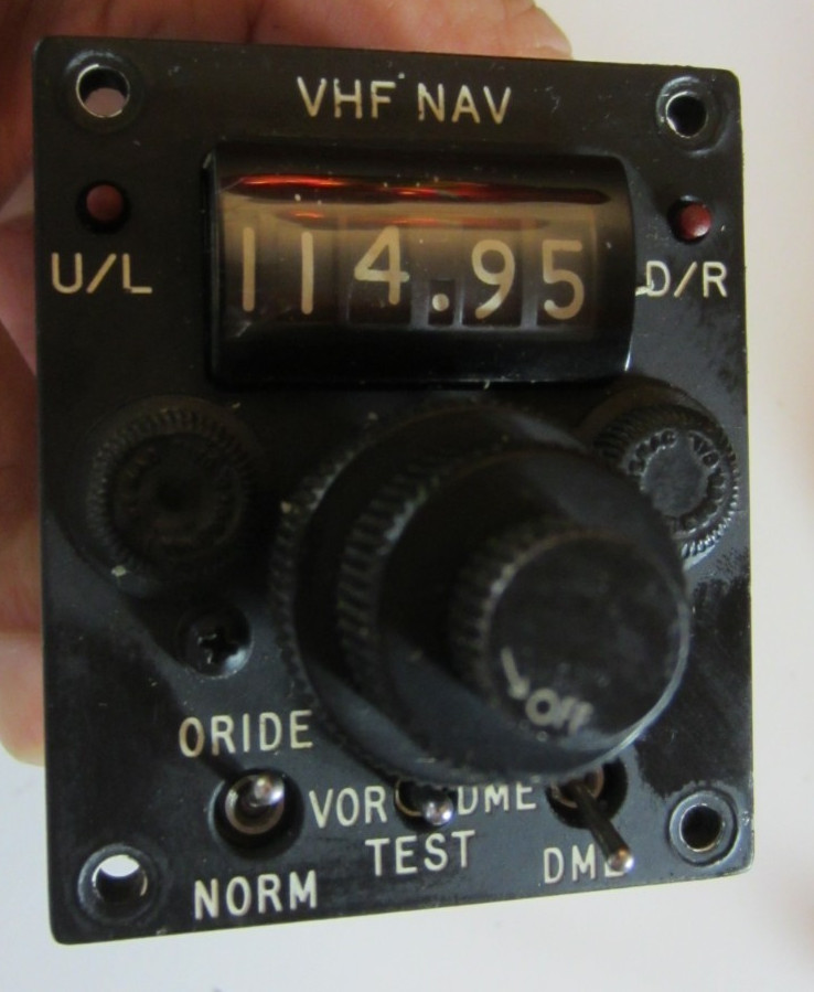 VINTAGE MILITARY CONTROL HEAD VHF NAV DIALS FUNCTION