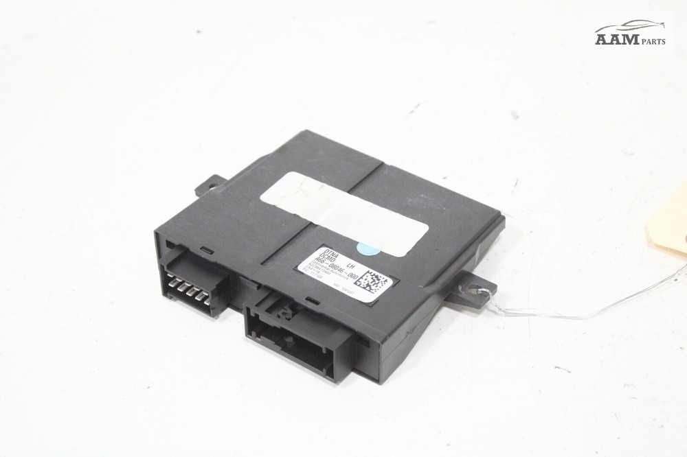 2018-2024 FREIGHTLINER CASCADIA FRONT LEFT DOOR COMPUTER CONTROL MODULE OEM