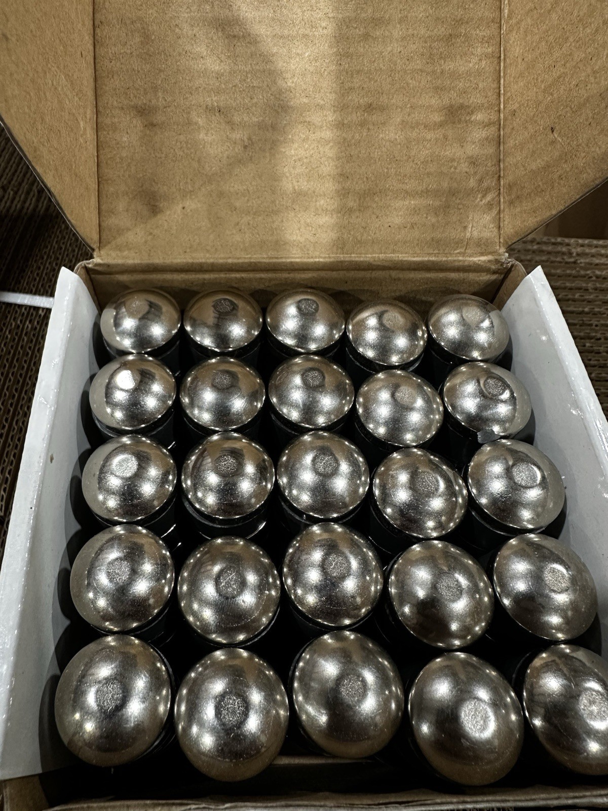 Box of 25 Magnet Cow Ring Magnet Hardware Disease Bovine Cow Safe Easy cattle