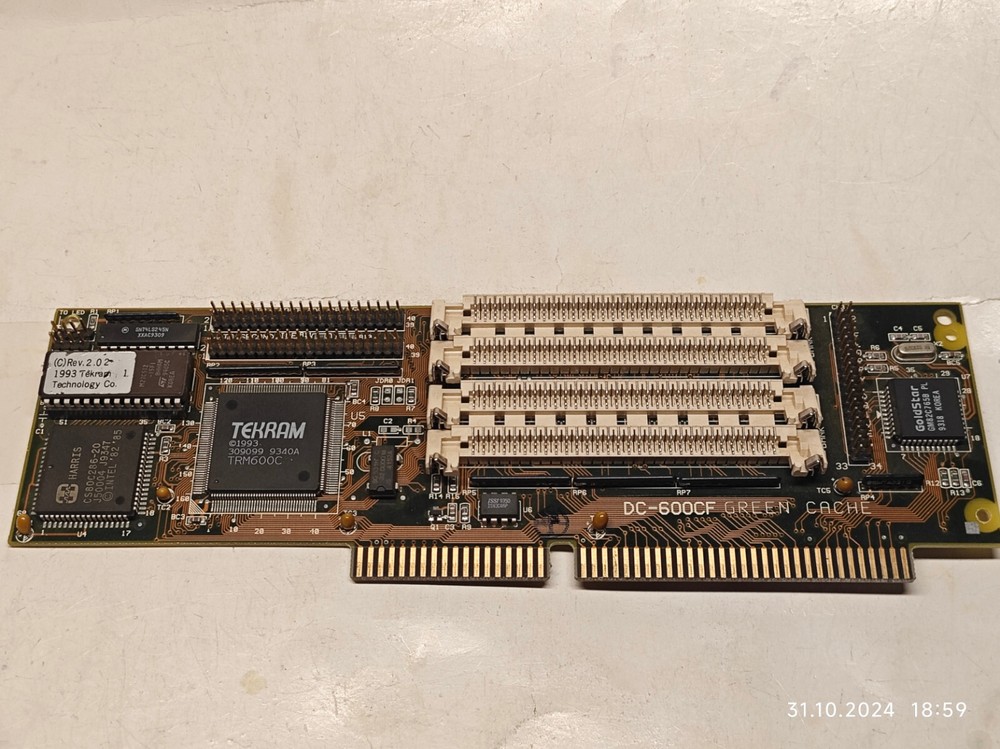 ISA IDE Caching Controller TEKRAM DC-600CF with Harris CS80C286-20 MHz CPU + RAM