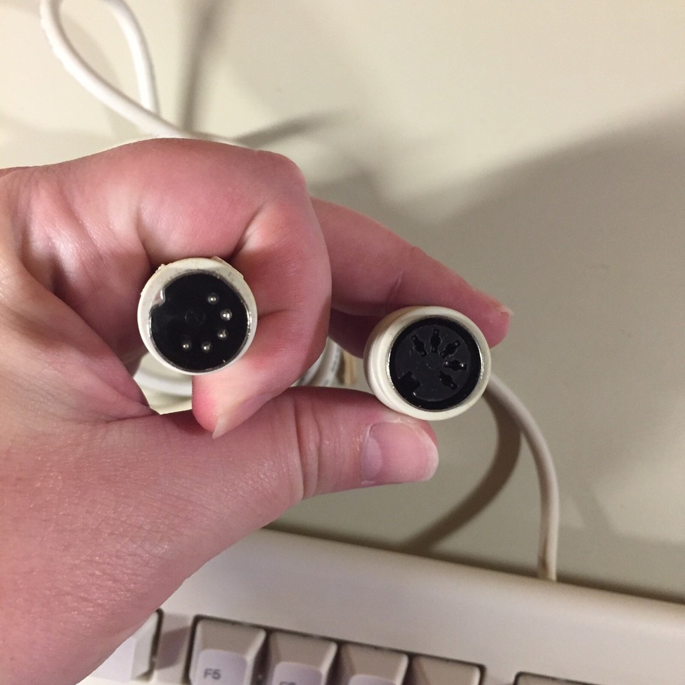 Vintage KBD-203 Keyboard