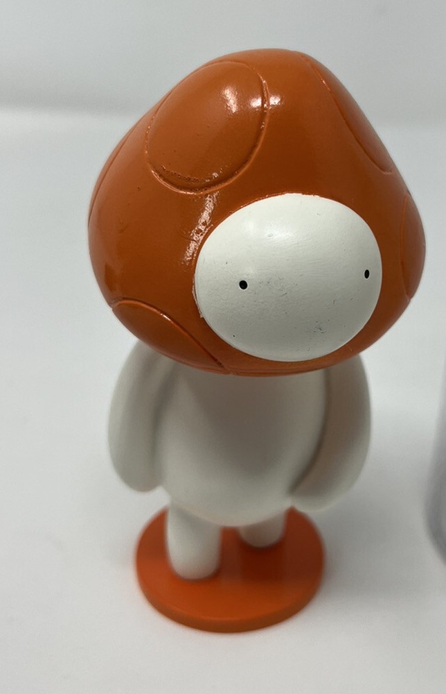 MR CLEMENT YEAH KOU Hand Painted Numbered 5" POLYSTONE MUSHROOM LAPIN