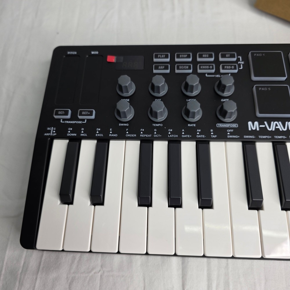 M-VAVE 25 Key USB MIDI Keyboard Controller W 8 Backlit Drum Pads Wireless