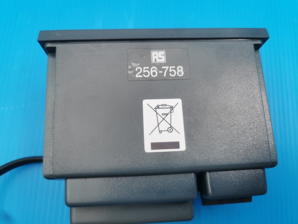 Digitron P445SR VAP 445 Pressure Indicator