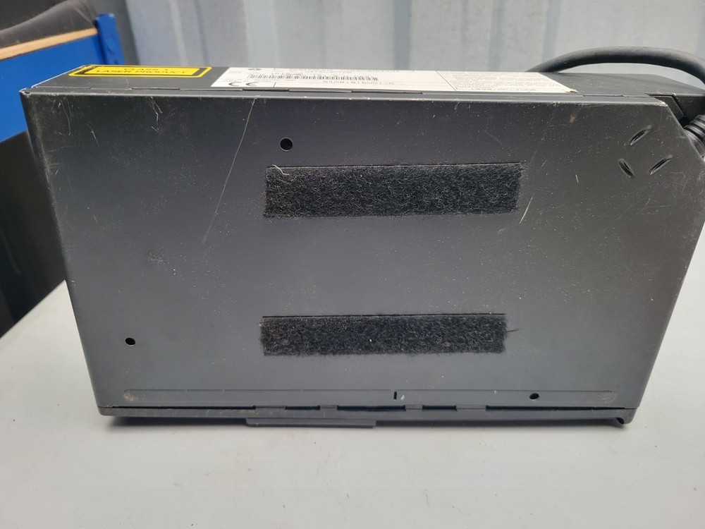 JEEP CD CHANGER 04760904AB - UNTESTED