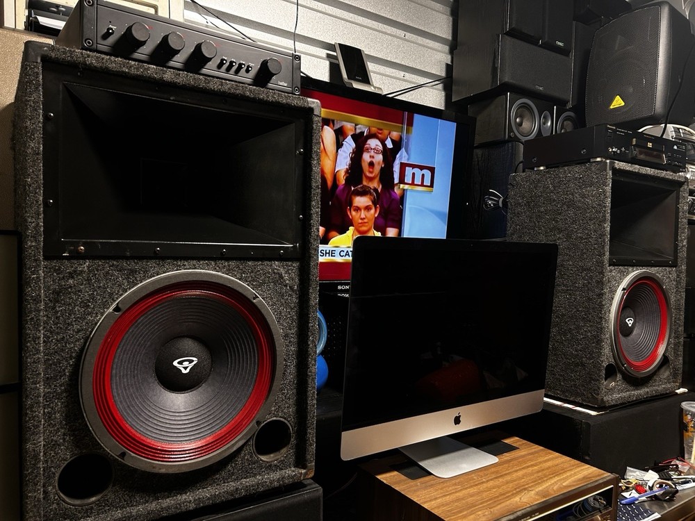 Cerwin Vega V12-B Speakers Pair