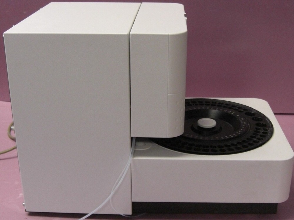 SPARK OPTIMAS, 820, HPLC AUTO SAMPLER MODEL 820, DATE 2011-12-06