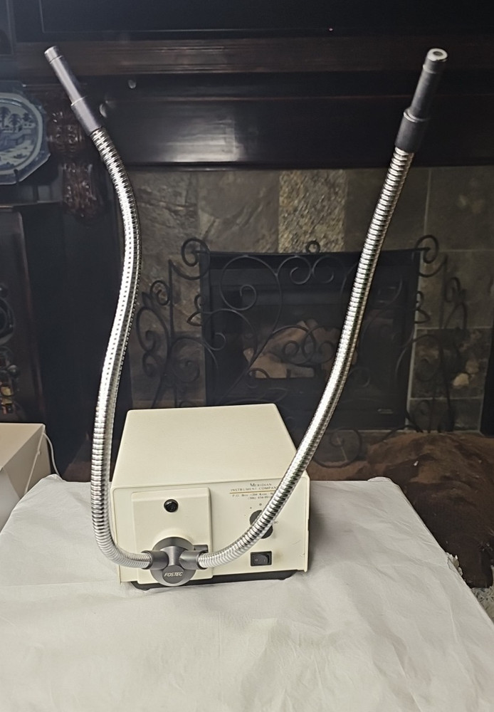 Fostec EKE 8300-12 Light Source With Dual Flexible Fiber Optic Attachment