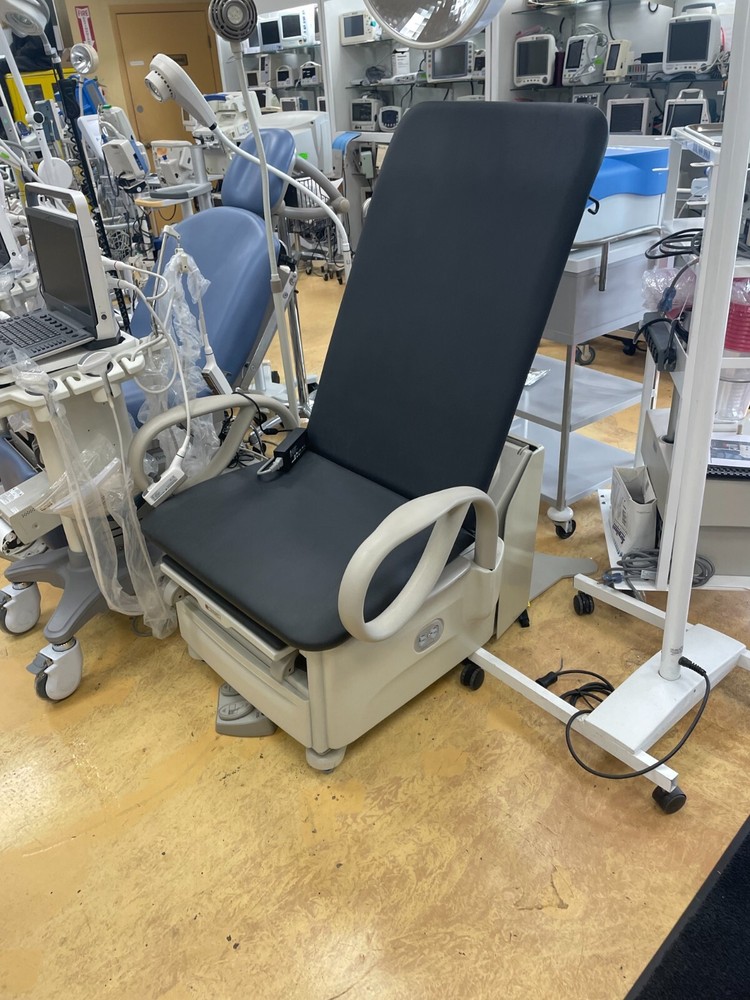 Brewer 5801 Examination Table