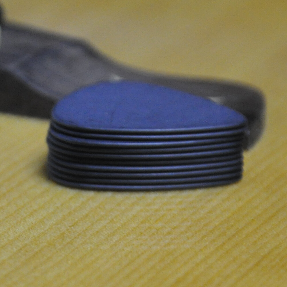 100pcs Solid Black Heavy 1.5mm Delrin Standard Guitar Picks Plectrums