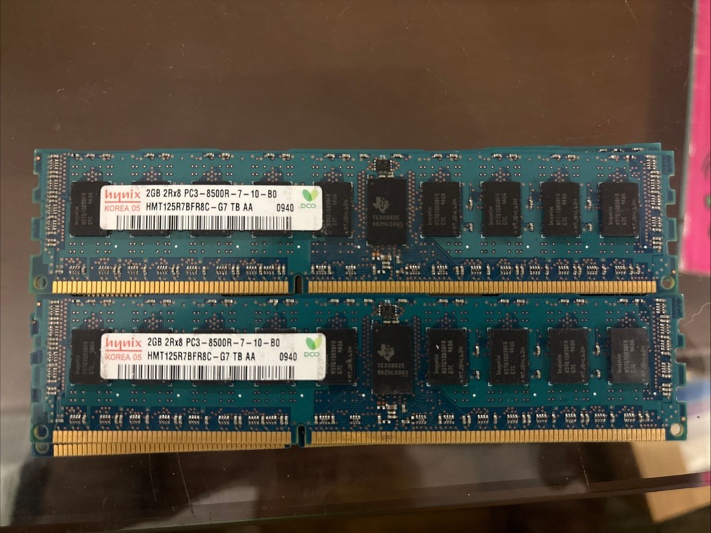 SKHynix 2GB ECC SERVER RAM HMT125R7BFR8C-G7