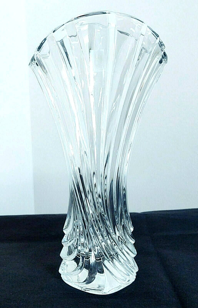 CRYSTAL MIKASA BUD VASE