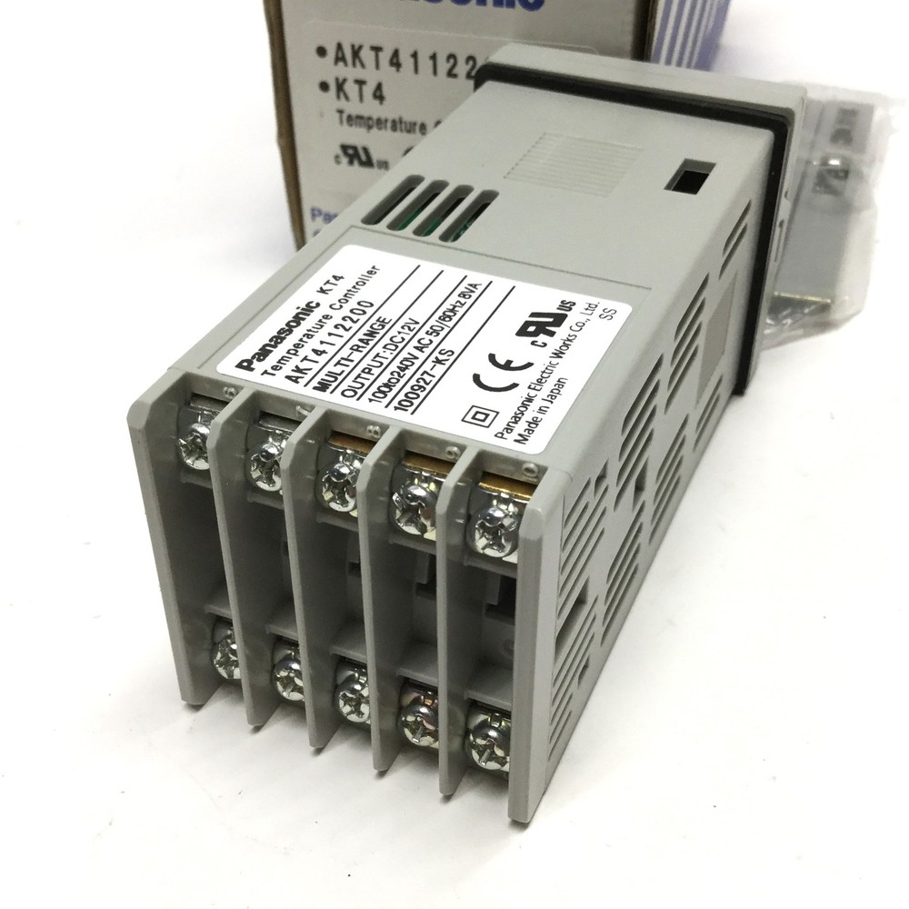 Panasonic AKT4112200 KT4 Process Temperature Controller 100-240VAC, 12VDC Output