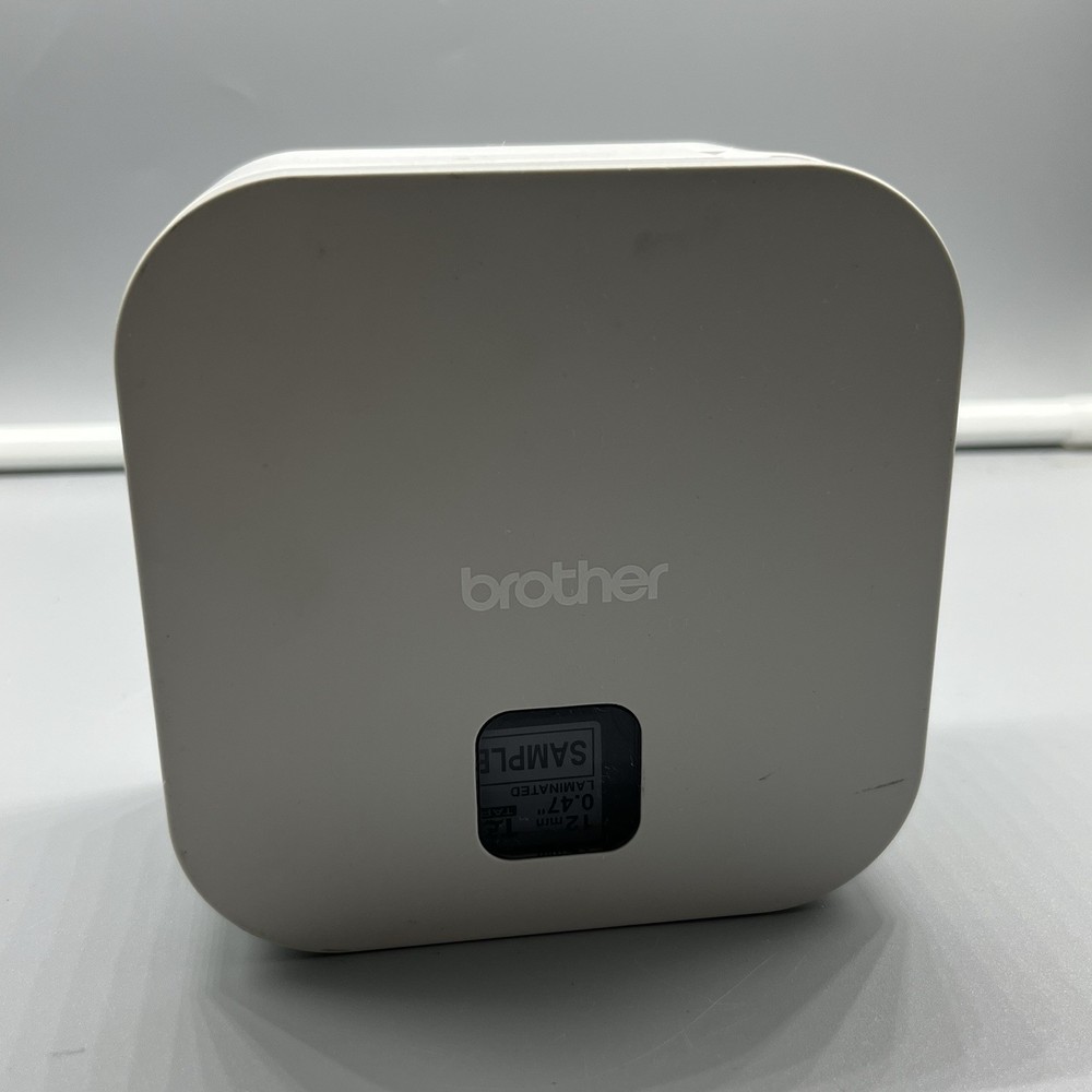 Brother P-Touch PT-P300BT Cube Smartphone Bluetooth Wireless TESTED