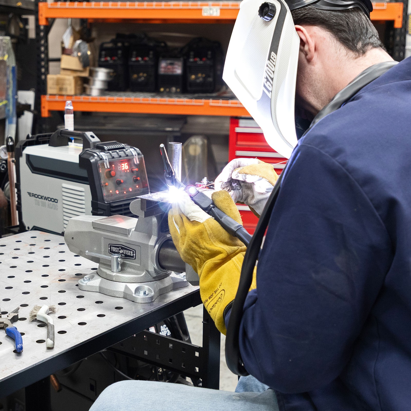 Yost Tools SD-600C 6 Inch Wide Jaw Mechanics Bench Vise