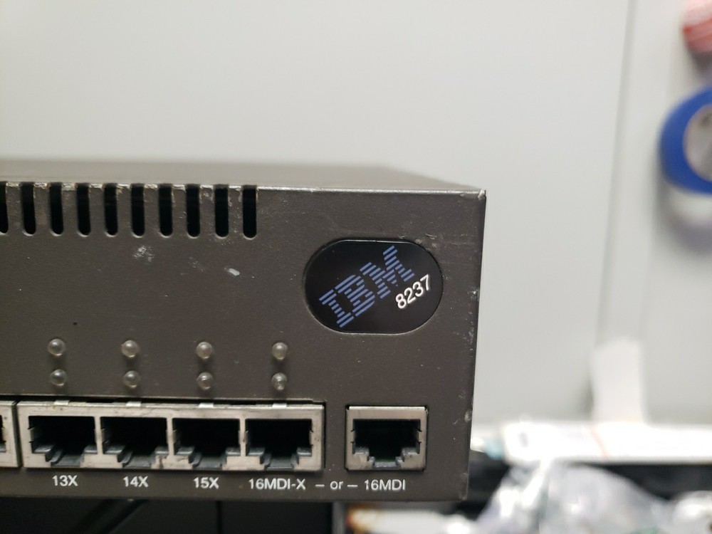 IBM 8237 8237-001 Stackable Ethernet Hub 10Base-T free ship