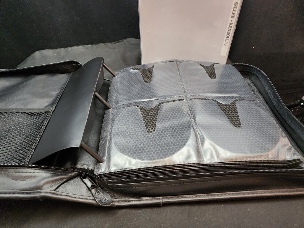 Preowned E-case - 256 CD/DVD BInder Case Black