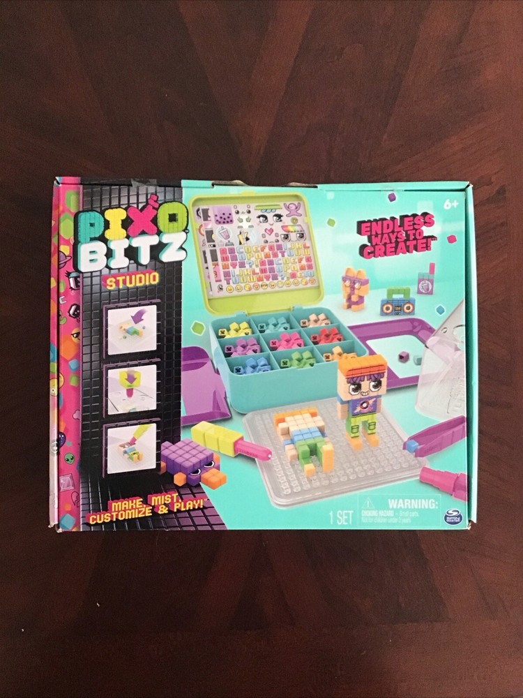 Pixobitz Studio with 500 Water Fuse Beads