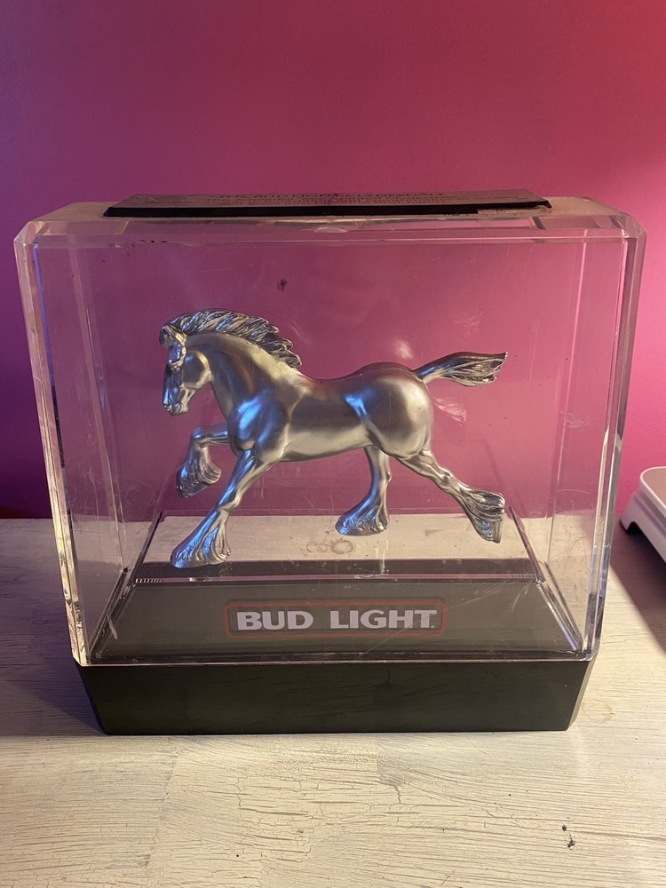 Bud Light Clydesdale Light Top Only