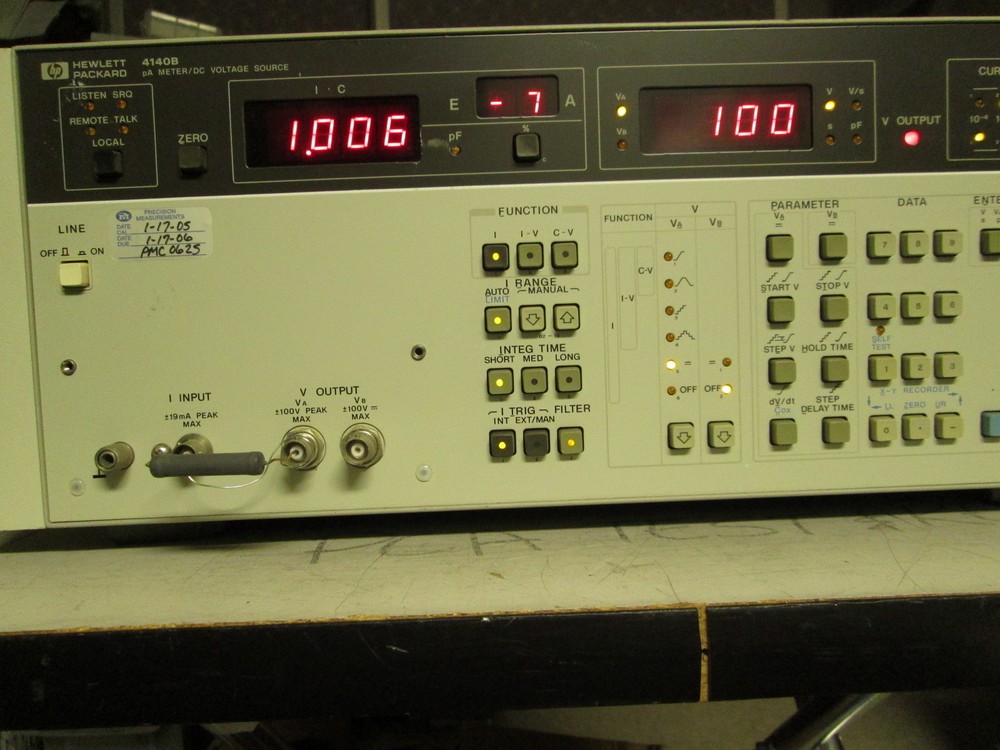 HP4140B picoAmper Meter with DC Voltage Source TESTED! +/-100VDC GPIB interface