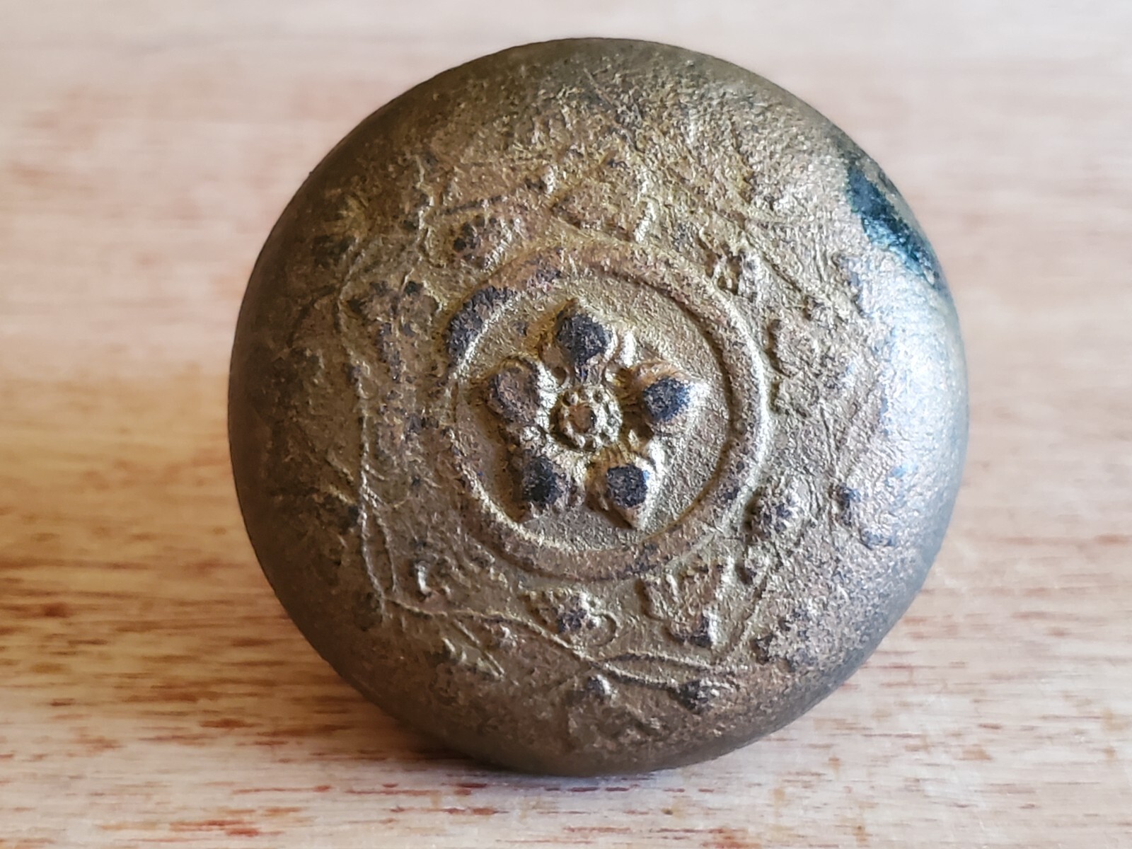 Doorknob Ornate Flower Floral Design Brass Tone Metal Vtg Antique Replacement