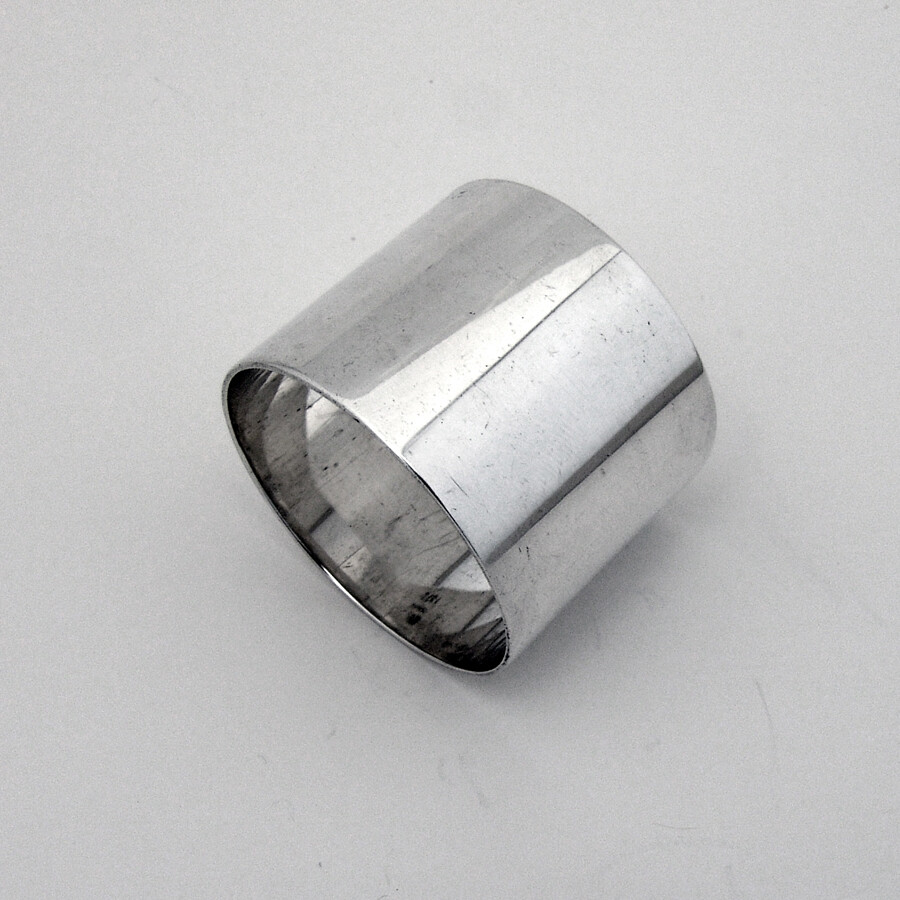 Heavy Plain Napkin Ring Reed Barton Sterling Silver Mono S