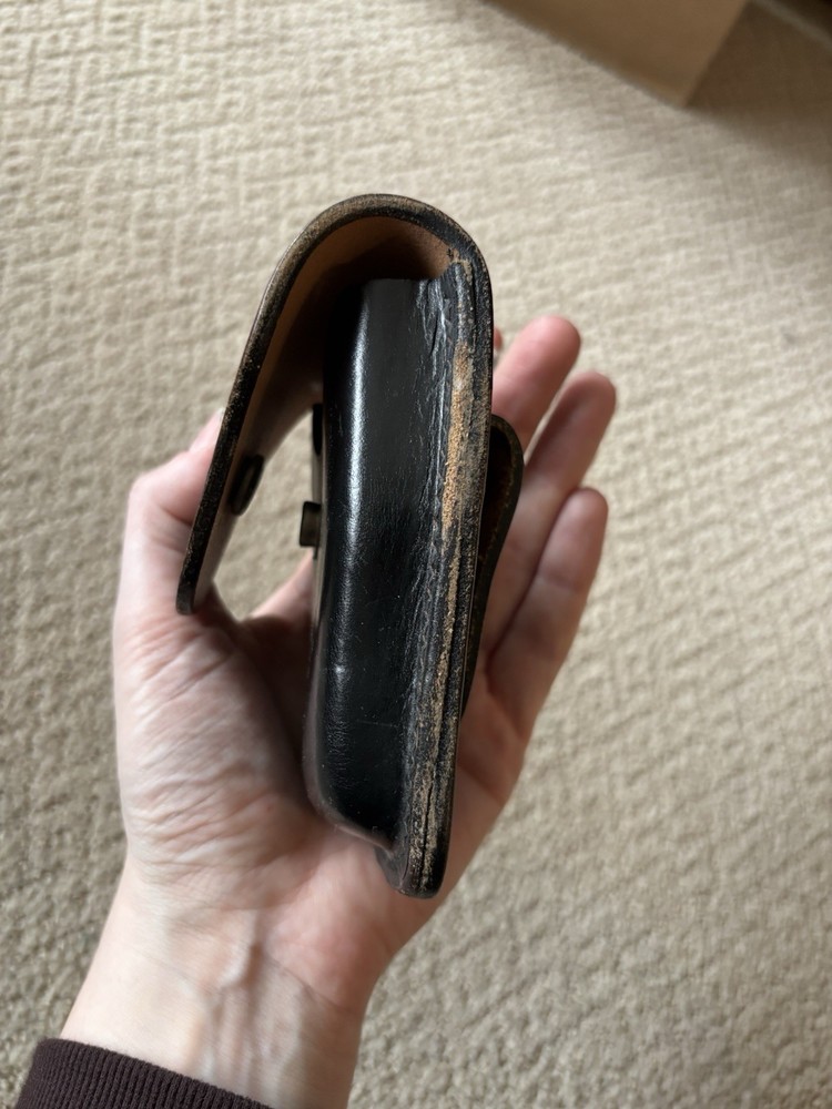 Jay-Pee Black Leather Handcuff Case With Belt Clip