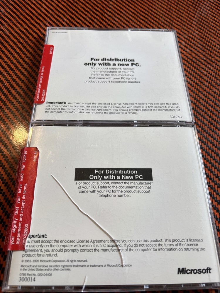 Microsoft Windows 95 Disc For Distribution W/ New Start Guide How And Why