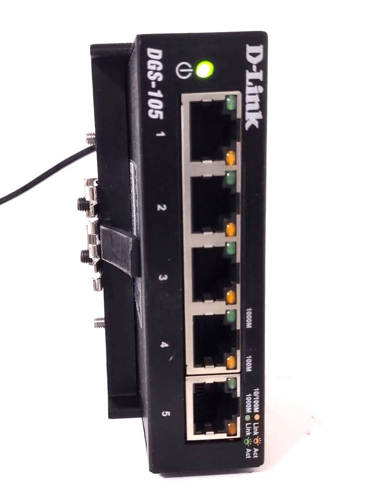D-Link DGS-105 5-Port External Switch