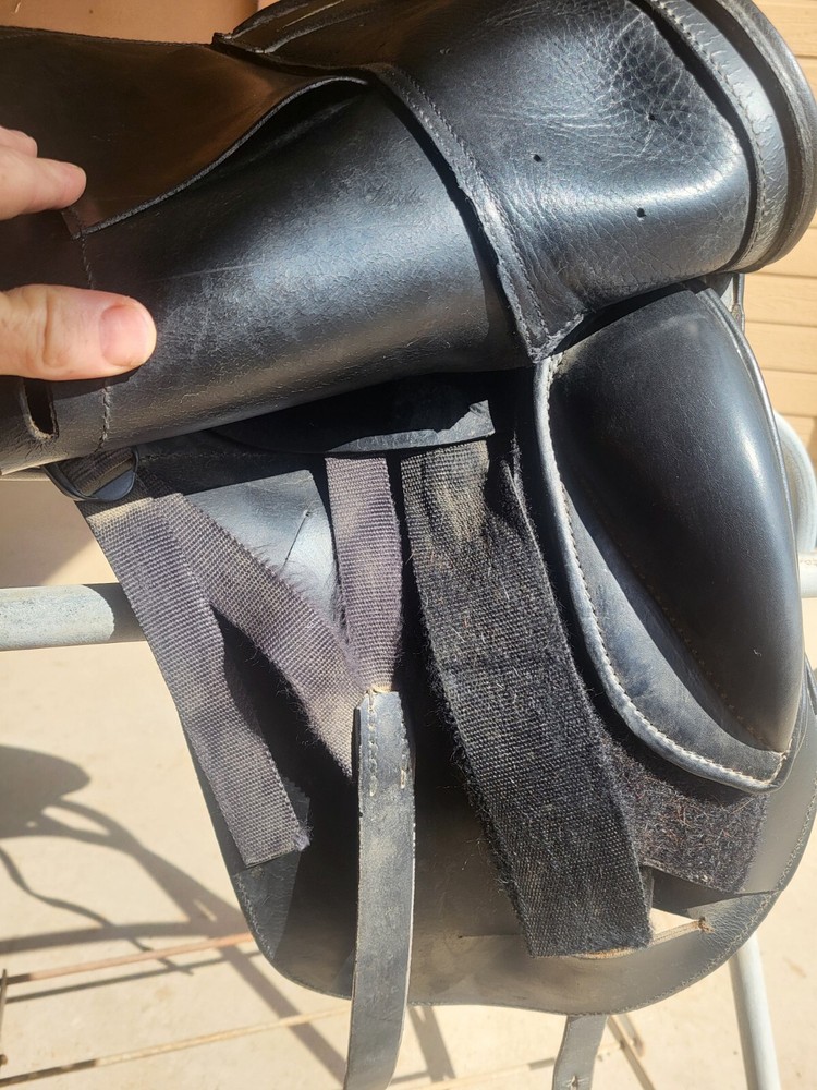 Schleese Dressage Saddle 17