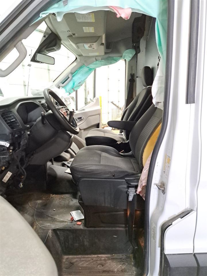 2020 Transit25 Camera/Projector Sku#4235087