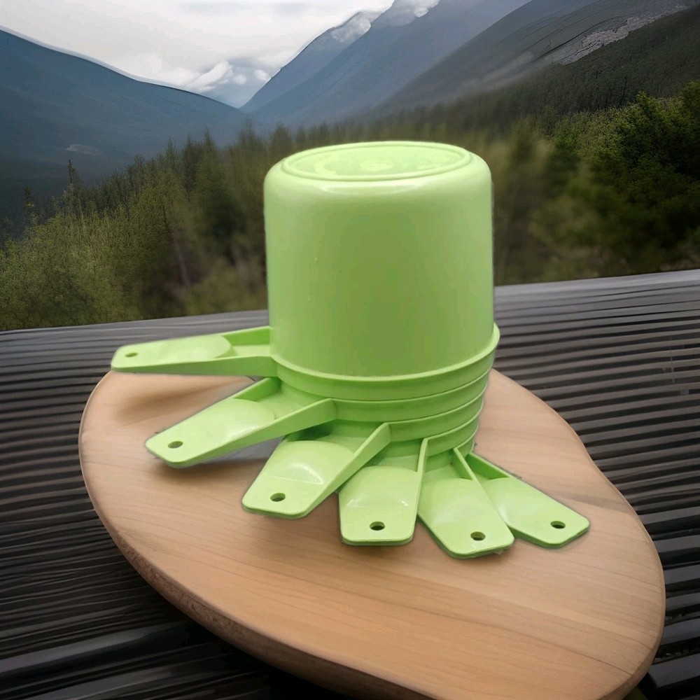 6 Vintage Tupperware Nesting Stacking Measuring Cups Set Green Complete
