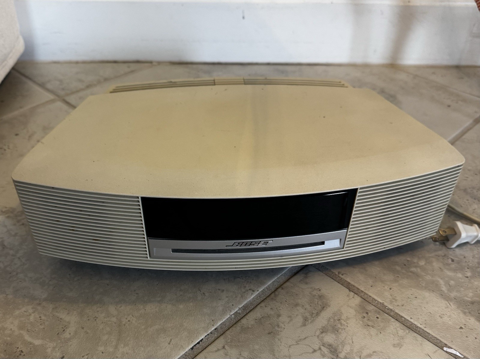 Bose Wave Music System AM/FM Radio and CD Player AWRCC2 No Remote