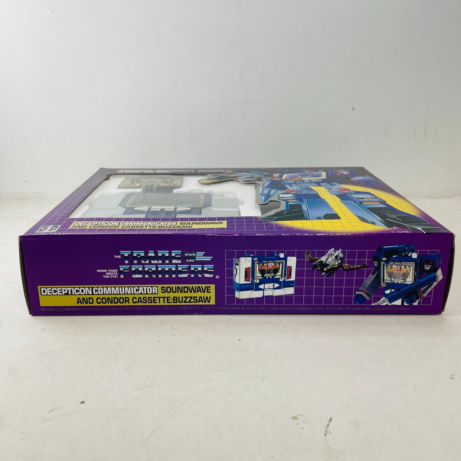 Transformers G1 Decepticon Communicator Soundwave Condor Cassette Buzzsaw Figure