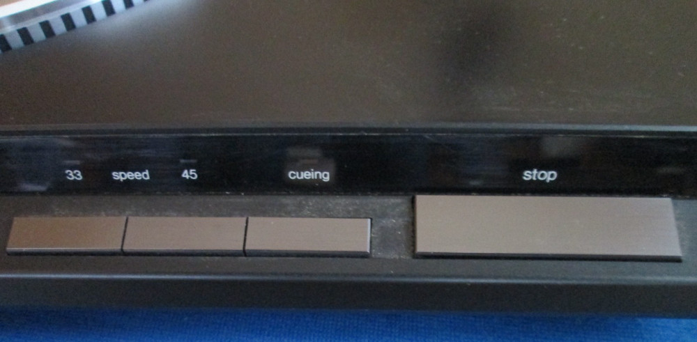 Technics SL-QD22 Quartz Direct Drive Automatic Turntable