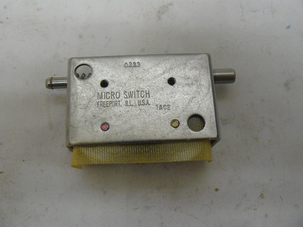 Honeywell Micro Switch 1AC2 safety interlock switch new