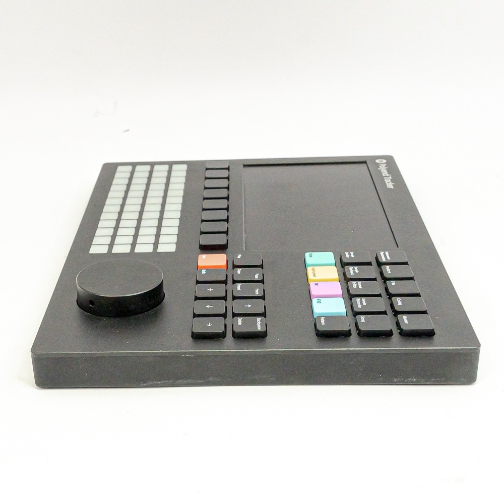 Polyend Tracker Compact Standalone Sampling Workstation Sequencer w/ Box PSU