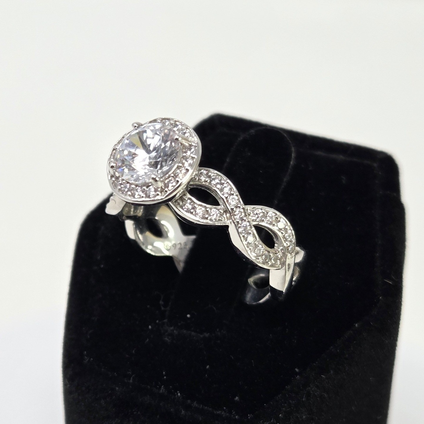 Sparkling Infinity Twist Engagement Ring Sz 8 925 Sterling Silver CZ