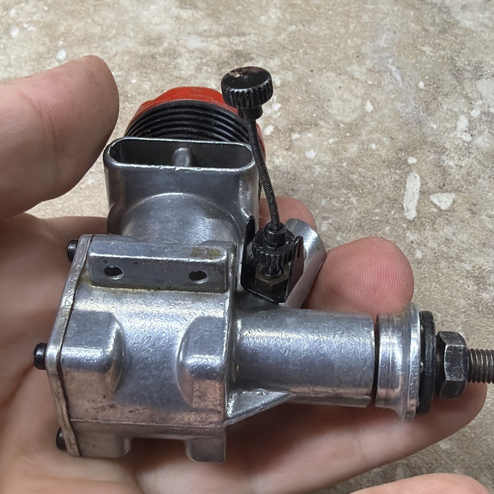 Vintage McCoy 35 Red Head RC Model Airplane Engine Motor Has Compression